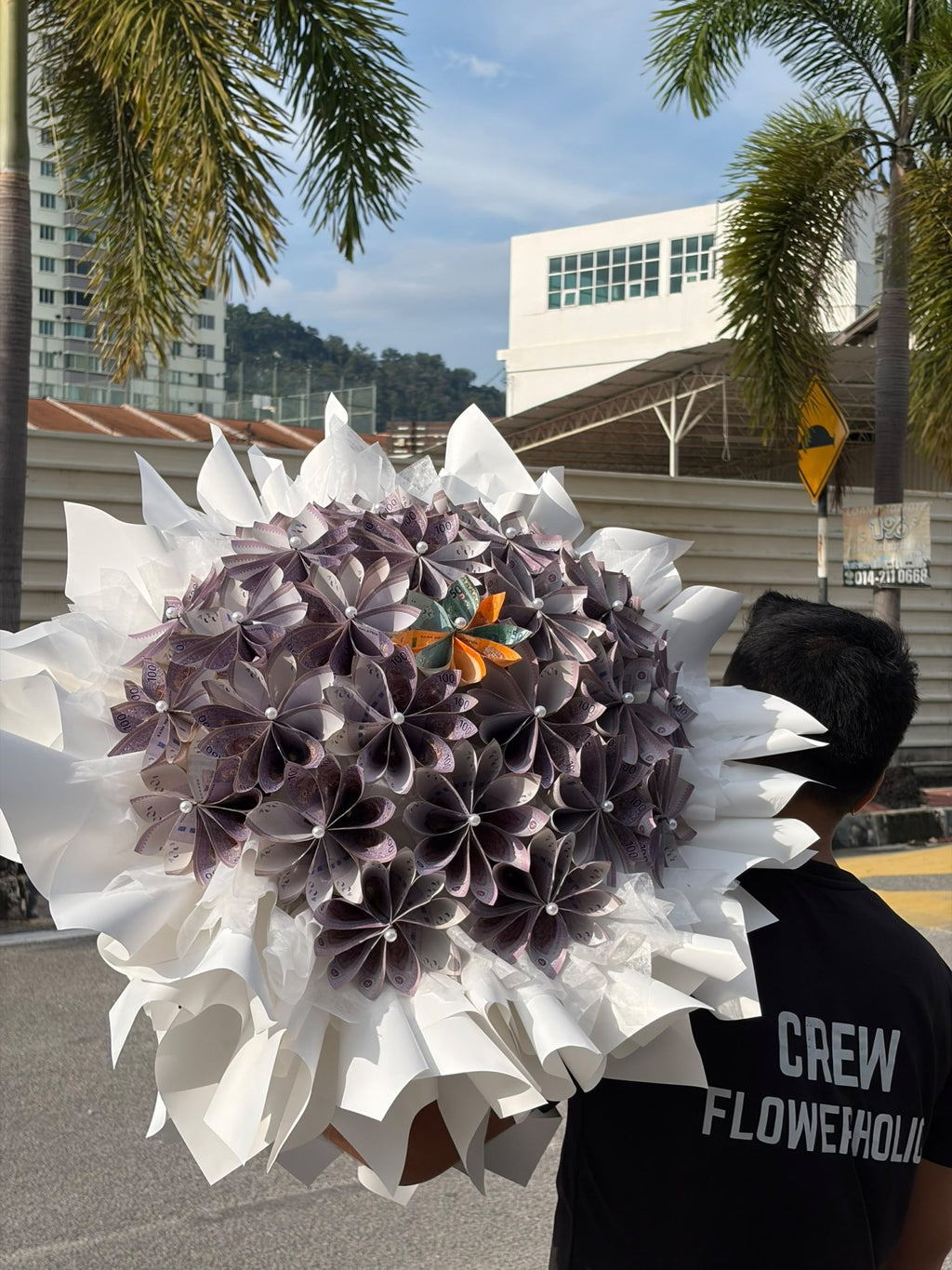 13140 Cash ONLY Bouquet - FLOWERHOLIC