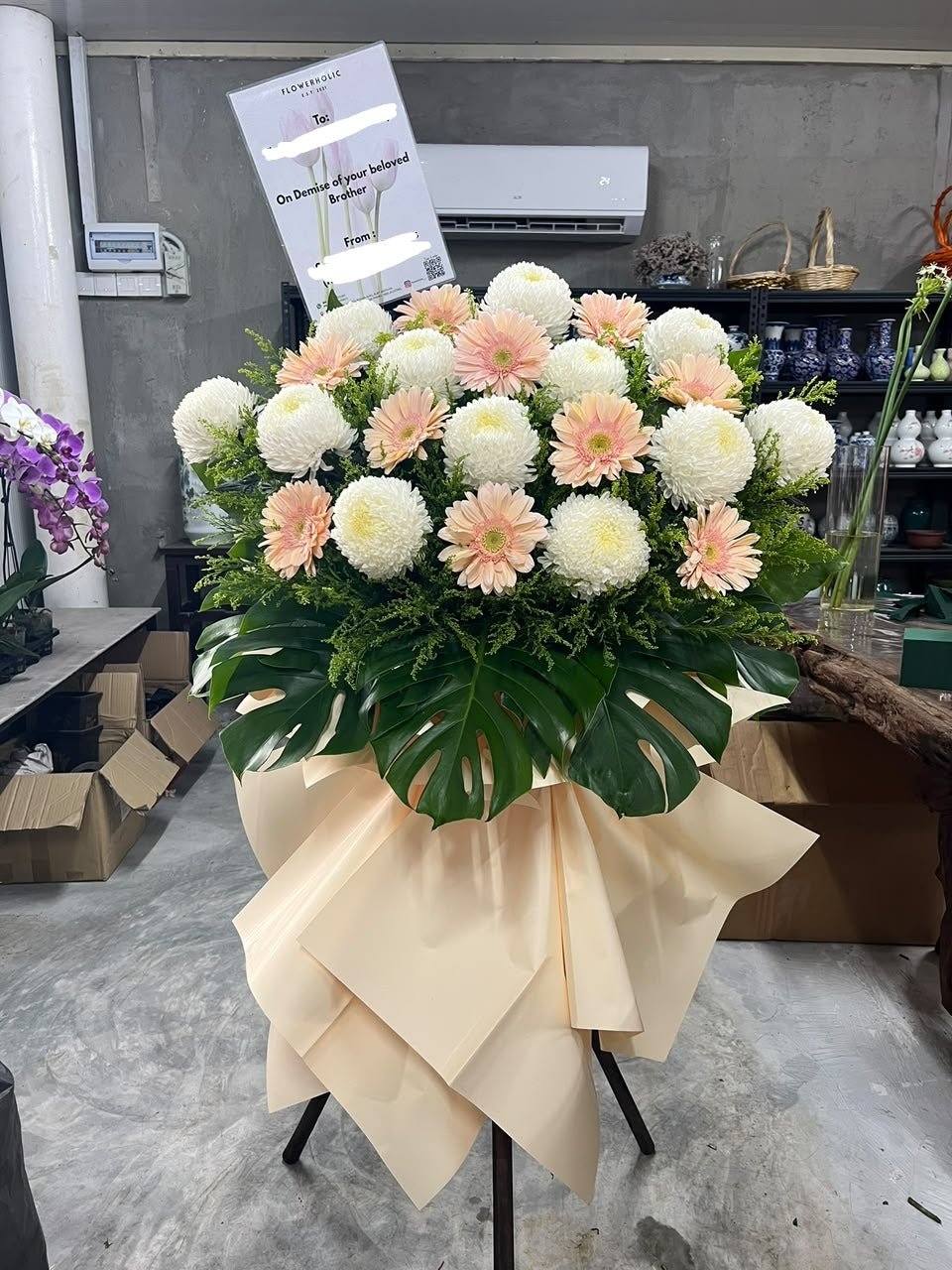 Condolences_W10 - FLOWERHOLIC